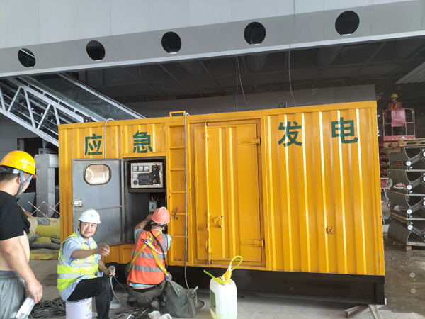 郓城怎样判断空气滤清器是否需要更换？